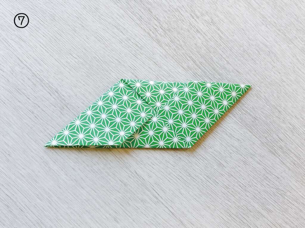 余った障子紙でクリスマスのオーナメント作り・くす玉の折り方手順4