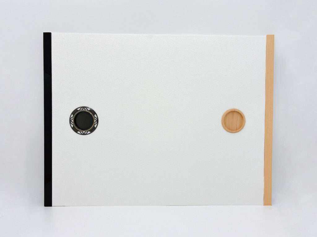 黒建具と木目建具、建具別に合うふすまカラーを検証