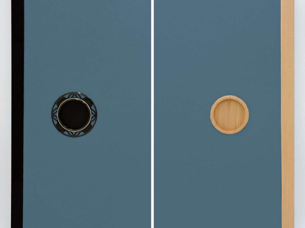 ブルー系で一番人気枡花色と黒建具・木目建具の組み合わせ